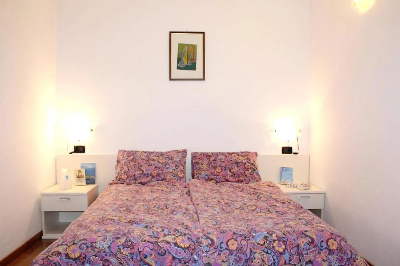 Cosy Apartment In Prabione With Balcony 30 Sqm Private Parking كامبيوني ديل غاردا 0*,  إيطاليا